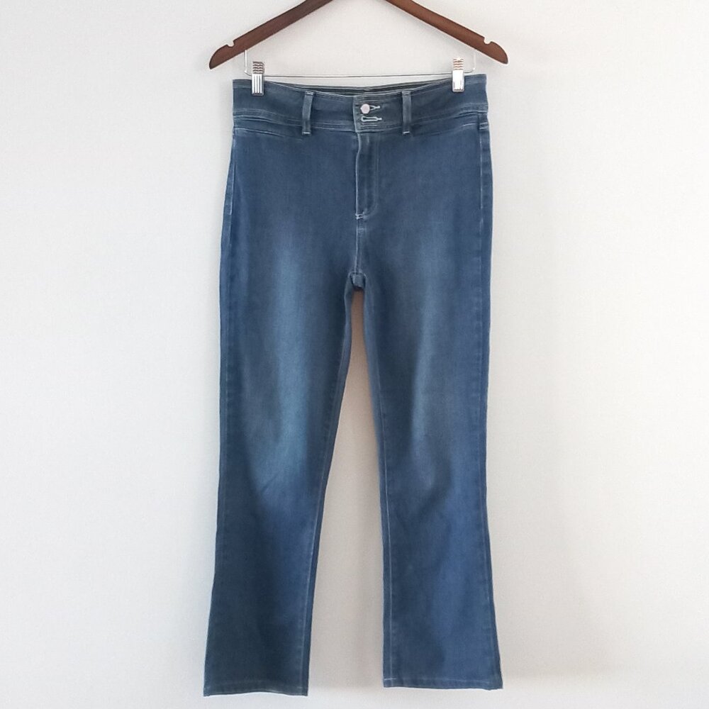 PAIGE HIGH RISE MANHATTAN boot cut sz 29 jeans